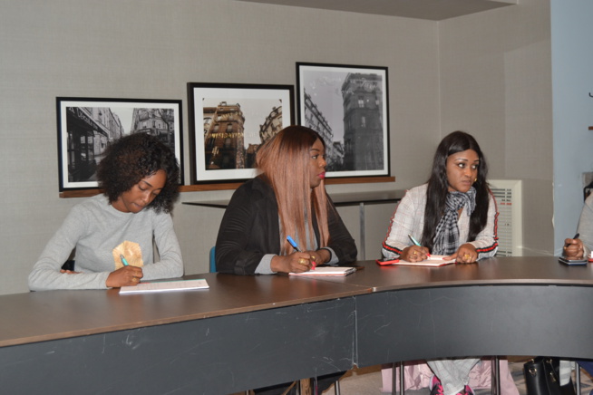 VIDEO ET IMAGES: Direct Paris le président Mbagnick Diop en séance de réunion avec son staff pour la grande réussite des African Leadership Awards ce 02 Novembre au Meridien Etoiles. VIDEO ET IMAGES: Direct Paris le président Mbagnick Diop en séance de réunion avec son staff pour la grande réussite des African Leadership Awards ce 02 Novembre au Meridien Etoiles.