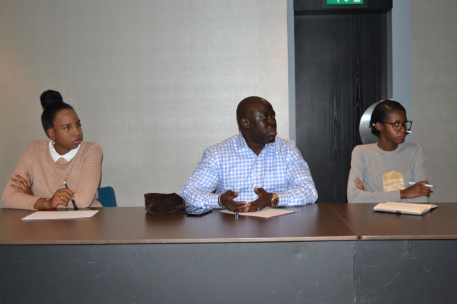 VIDEO ET IMAGES: Direct Paris le président Mbagnick Diop en séance de réunion avec son staff pour la grande réussite des African Leadership Awards ce 02 Novembre au Meridien Etoiles.