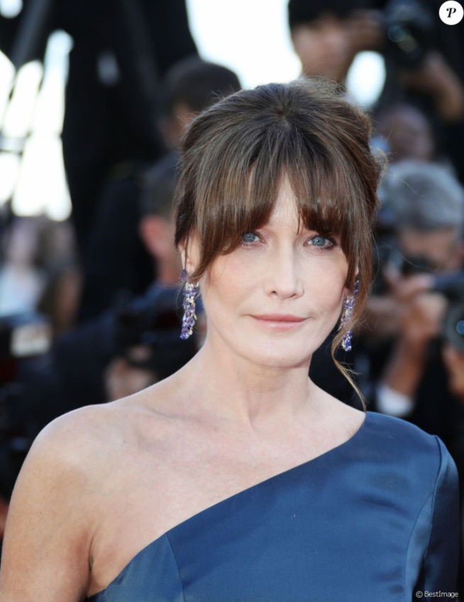 Carla Bruni-Sarkozy au naturel dans la nouvelle pub Burberry