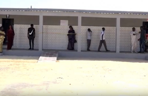 Kaolack: Quand Aminata Touré inaugure toilettes et fait le buzz Kaolack: Quand Aminata Touré inaugure toilettes et fait le buzz
