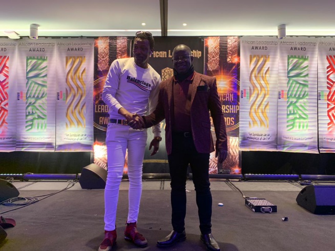 Tange Tandian, administrateur de vipeoples.net reçoit les félicitations et encouragements du président Mbagnick Diop pour son travail sur les African Leadership Award de Paris