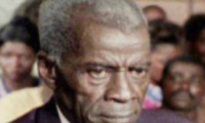 AUJOURD’HUI : 5 novembre 1991, Douta Seck tire sa révérence AUJOURD’HUI : 5 novembre 1991, Douta Seck tire sa révérence