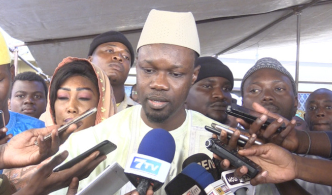 Ousmane Sonko reçu à Tivaoune : « le khalife nous a demandé… » Ousmane Sonko reçu à Tivaoune : « le khalife nous a demandé… »