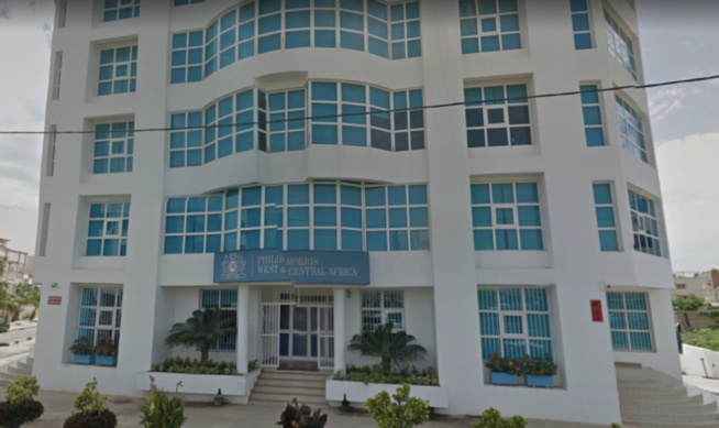 ENQUÊTE/ PHILIP MORRIS, LE SCANDALE: Fumer tue, mais fumer les "cigarettes africaines" tue plus vite... ENQUÊTE/ PHILIP MORRIS, LE SCANDALE: Fumer tue, mais fumer les "cigarettes africaines" tue plus vite...