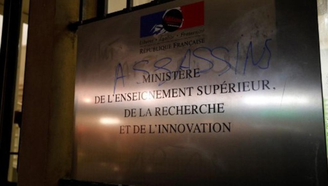 Après l’immolation d'un étudiant à Lyon, colère contre les pouvoirs publics Après l’immolation d'un étudiant à Lyon, colère contre les pouvoirs publics