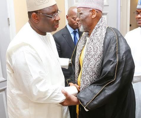 « L’Absence de Macky Sall à Médina Baye pour le Mawlid doit être réparée… » « L’Absence de Macky Sall à Médina Baye pour le Mawlid doit être réparée… »