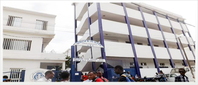 Universités: les étudiants orientés dans le privé reprennent les cours lundi Universités: les étudiants orientés dans le privé reprennent les cours lundi