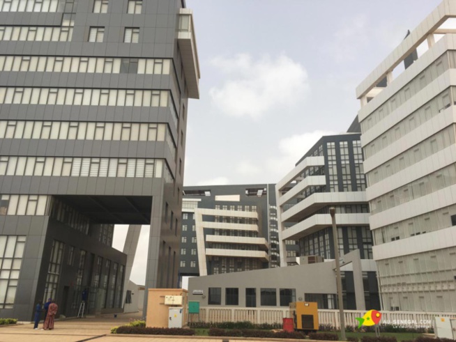 Sphères ministérielles de Diamniadio: Certains bâtiments récemment réceptionnées, en proie aux premières fissures Sphères ministérielles de Diamniadio: Certains bâtiments récemment réceptionnées, en proie aux premières fissures