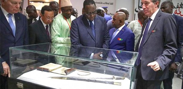 Remise du sabre de Cheikh Oumar Foutiyou Tall au Sénégal : le khalife de la famille omarienne présent au palais Remise du sabre de Cheikh Oumar Foutiyou Tall au Sénégal : le khalife de la famille omarienne présent au palais