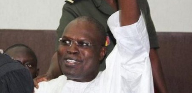 Présidentielle 2024 : le maire de Ndoulo annonce la candidature de Khalifa Sall Présidentielle 2024 : le maire de Ndoulo annonce la candidature de Khalifa Sall