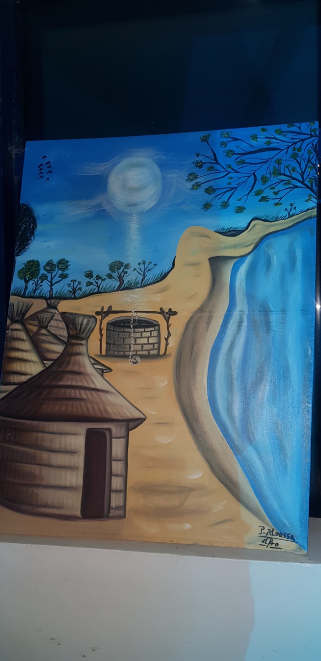 Le jeune artiste Pape Moussa Mbaye présente ses oeuvres d'art à la place du souvenir Africaine. Le jeune artiste Pape Moussa Mbaye présente ses oeuvres d'art à la place du souvenir Africaine.