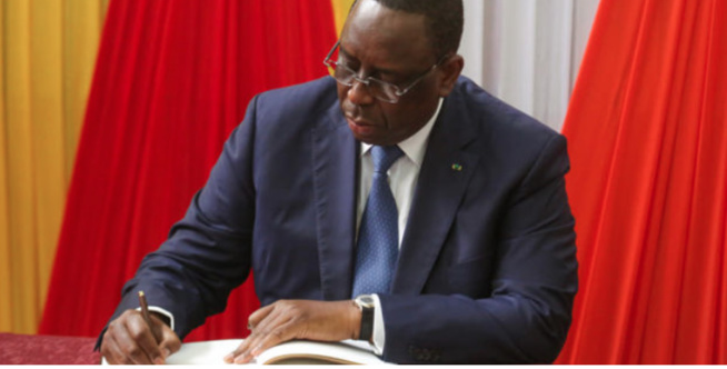 Le Président Macky Sall vole au secours d’Achille Mbembé Le Président Macky Sall vole au secours d’Achille Mbembé