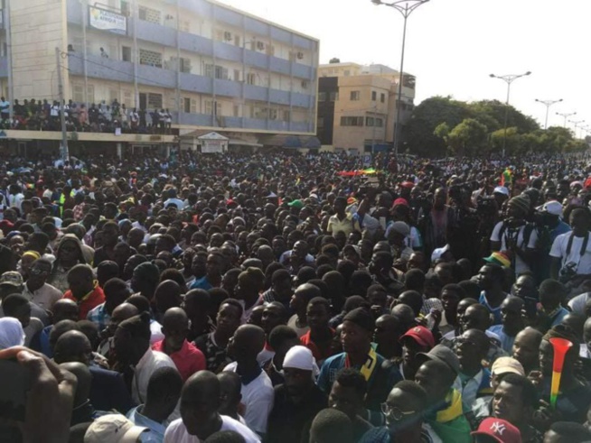 Hausse annoncée du prix de l’électricité: Frapp/France Dégage dans la rue, cet après-midi Hausse annoncée du prix de l’électricité: Frapp/France Dégage dans la rue, cet après-midi