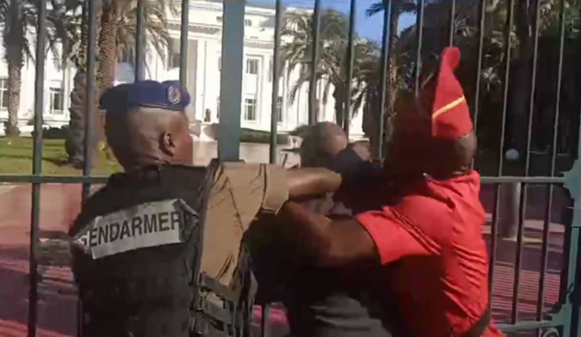 Arrêtés devant le palais: Guy Marius Sagna et Cie en garde à vue Arrêtés devant le palais: Guy Marius Sagna et Cie en garde à vue