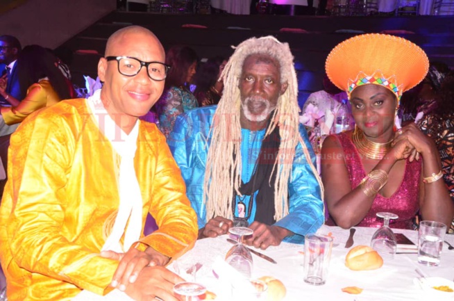 Guichet fermé, l'intégralité des 100 images de la belle soirée de Gala d'ouverture de la Diva Coumba Gawlo pour l'éditions 2 de TERROU WAR TOUR au Musée de la civilisation