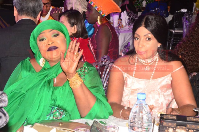 Guichet fermé, l'intégralité des 100 images de la belle soirée de Gala d'ouverture de la Diva Coumba Gawlo pour l'éditions 2 de TERROU WAR TOUR au Musée de la civilisation Guichet fermé, l'intégralité des 100 images de la belle soirée de Gala d'ouverture de la Diva Coumba Gawlo pour l'éditions 2 de TERROU WAR TOUR au Musée de la civilisation