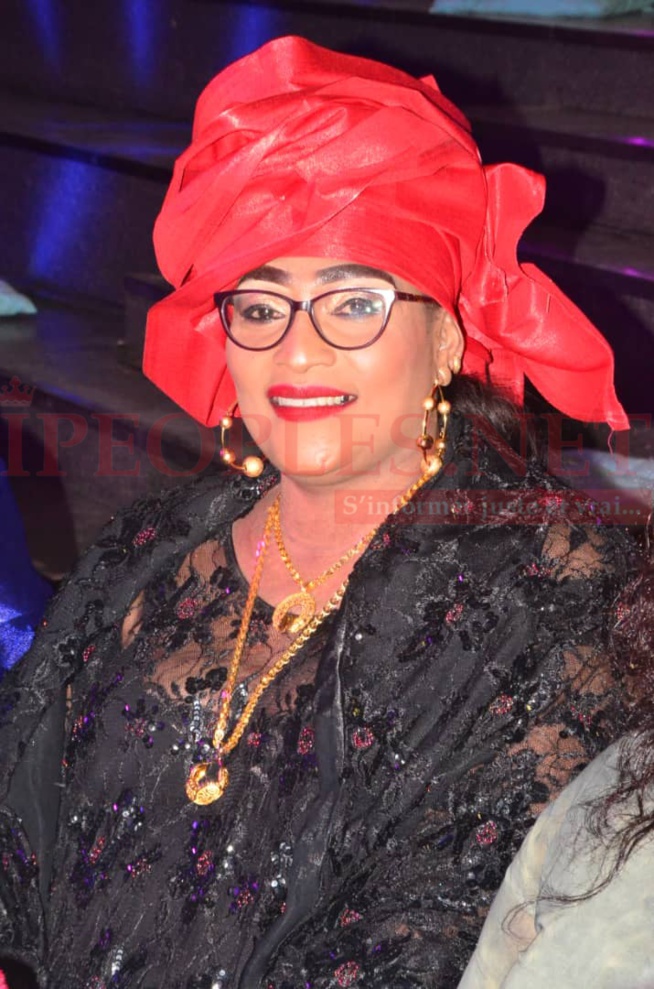 Guichet fermé, l'intégralité des 100 images de la belle soirée de Gala d'ouverture de la Diva Coumba Gawlo pour l'éditions 2 de TERROU WAR TOUR au Musée de la civilisation