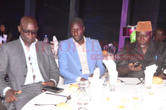 Guichet fermé, l'intégralité des 100 images de la belle soirée de Gala d'ouverture de la Diva Coumba Gawlo pour l'éditions 2 de TERROU WAR TOUR au Musée de la civilisation Guichet fermé, l'intégralité des 100 images de la belle soirée de Gala d'ouverture de la Diva Coumba Gawlo pour l'éditions 2 de TERROU WAR TOUR au Musée de la civilisation