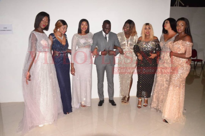 Défilé de la collection d'hiver de OMBELICO au gala de la Diva Coumba Gawlo pour l'éditions 2 de TERROU WAR TOUR. Défilé de la collection d'hiver de OMBELICO au gala de la Diva Coumba Gawlo pour l'éditions 2 de TERROU WAR TOUR.