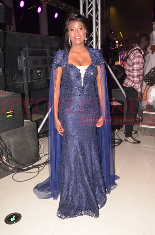 Défilé de la collection d'hiver de OMBELICO au gala de la Diva Coumba Gawlo pour l'éditions 2 de TERROU WAR TOUR. Défilé de la collection d'hiver de OMBELICO au gala de la Diva Coumba Gawlo pour l'éditions 2 de TERROU WAR TOUR.