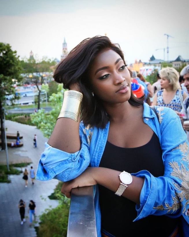 Admirez la beauté de l’époustouflante Anna de la série « GOLDEN » Admirez la beauté de l’époustouflante Anna de la série « GOLDEN »