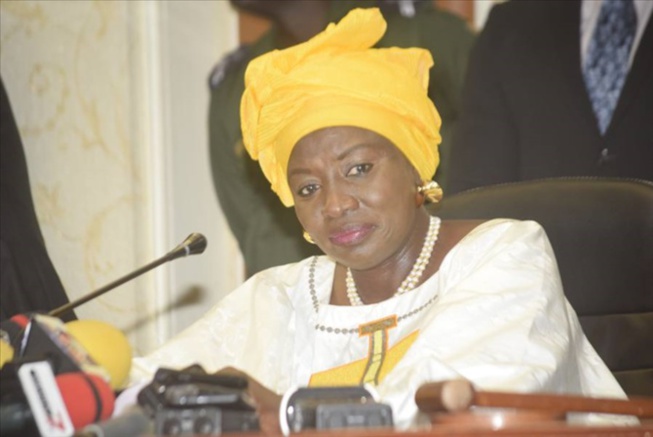 Aminata Touré, présidente du Cese: "Populations et élus locaux doivent se conformer aux exigences d'une occupation responsable du sol" Aminata Touré, présidente du Cese: "Populations et élus locaux doivent se conformer aux exigences d'une occupation responsable du sol"