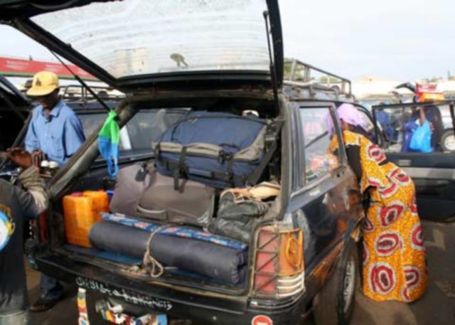 Ziguinchor : Un individu arrêté avec 1 Kg de Cocaïne dans une voiture de transport 7 places Ziguinchor : Un individu arrêté avec 1 Kg de Cocaïne dans une voiture de transport 7 places