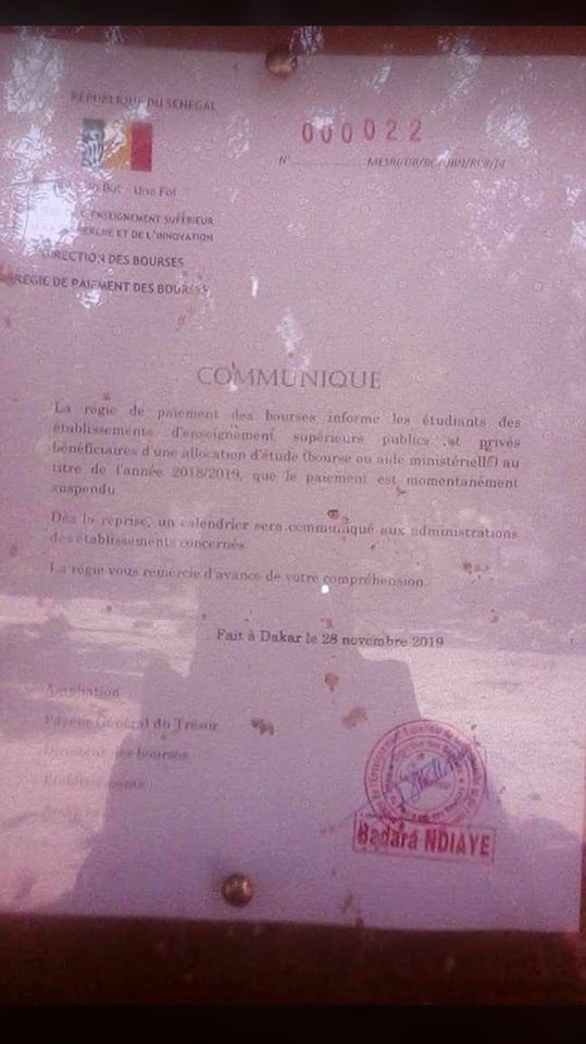 Paiement des bourses suspendu jusqu'en Février, les étudiants dans le désarroi Paiement des bourses suspendu jusqu'en Février, les étudiants dans le désarroi