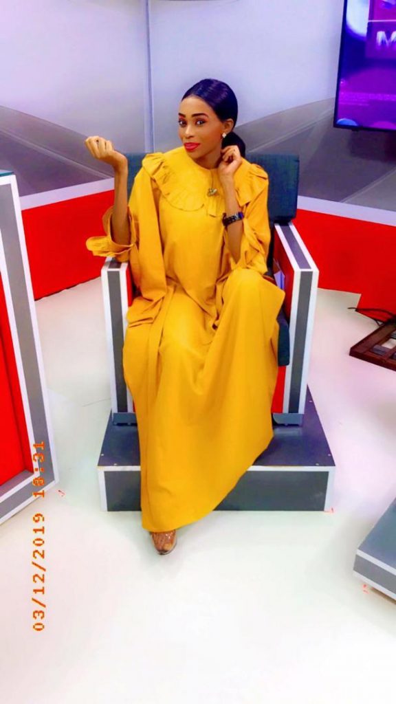 Nafisatou Dieye,  de la Sentv étale sa classe, elle respire la forme dans son mariage …