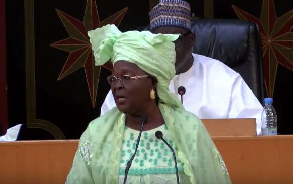 Vidéo – Woré Sarr au ministre Omar Youm: « Kou torokhal sa bay, guéné sap taw,ya tass sa keur Vidéo – Woré Sarr au ministre Omar Youm: « Kou torokhal sa bay, guéné sap taw,ya tass sa keur