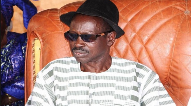 Diass : Le maire de Diass et son fils s'acharnent contre Diass actu et les rappeurs Diass : Le maire de Diass et son fils s'acharnent contre Diass actu et les rappeurs