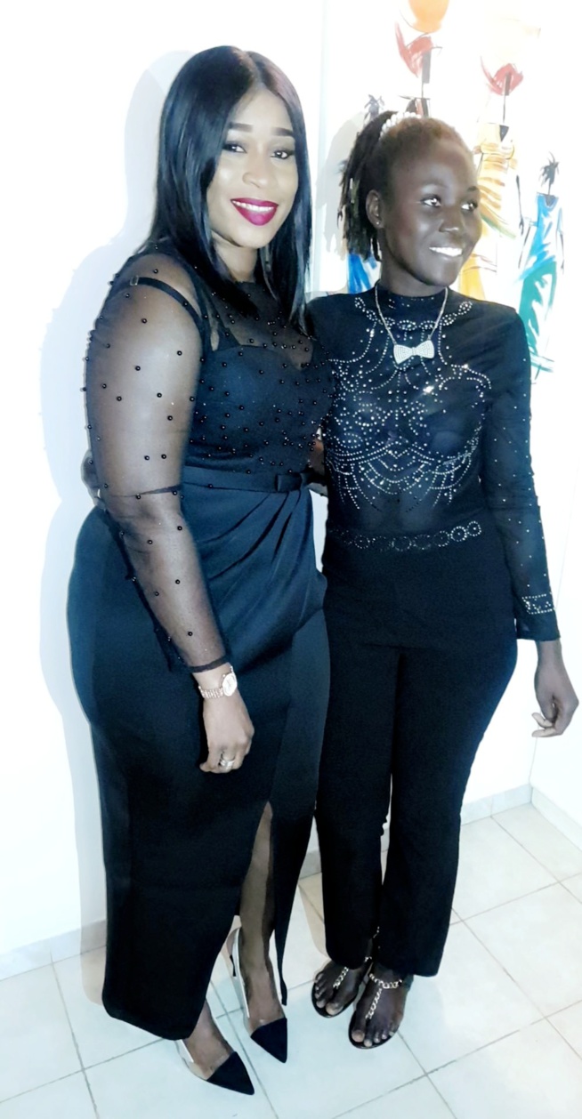 Aida Samb ravit la vedette au journée culturelle des jeunes FARABANTANG de Kafountine. Aida Samb ravit la vedette au journée culturelle des jeunes FARABANTANG de Kafountine.