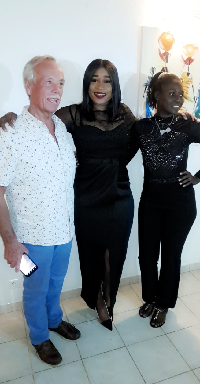 Aida Samb ravit la vedette au journée culturelle des jeunes FARABANTANG de Kafountine. Aida Samb ravit la vedette au journée culturelle des jeunes FARABANTANG de Kafountine.