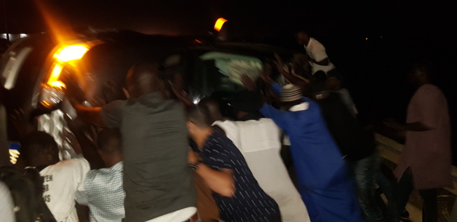 URGENT: Accident sur l'autoroute à péage, une Ranger Over se renverse; URGENT: Accident sur l'autoroute à péage, une Ranger Over se renverse;