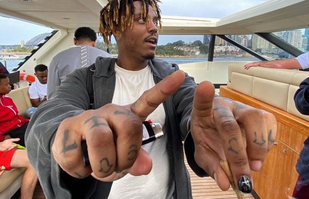 Le rappeur Juice Wrld, star aux États-Unis, est mort à seulement 21 ans, après un malaise à la sortie d’un avion Le rappeur Juice Wrld, star aux États-Unis, est mort à seulement 21 ans, après un malaise à la sortie d’un avion