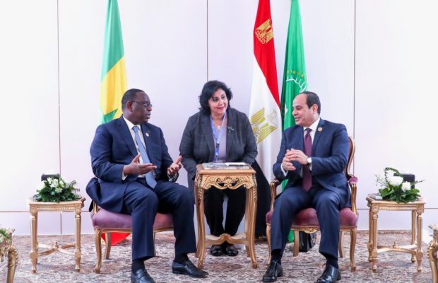 Quelques images du Président Macky Sall au forum pour la paix et le développement durable à Assouan en Egypte