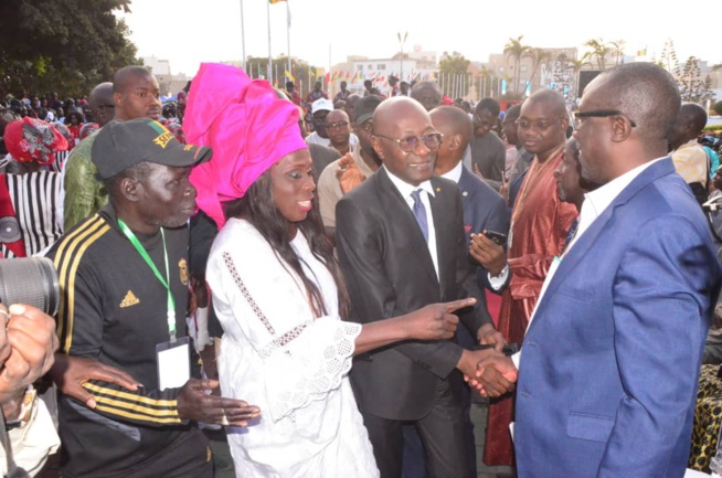 28eme FIDAK: En images la cérémonie d'ouverture avec le ministre de la culture, 6COM et SUBATEL innovent la communication et le marketing. 28eme FIDAK: En images la cérémonie d'ouverture avec le ministre de la culture, 6COM et SUBATEL innovent la communication et le marketing.