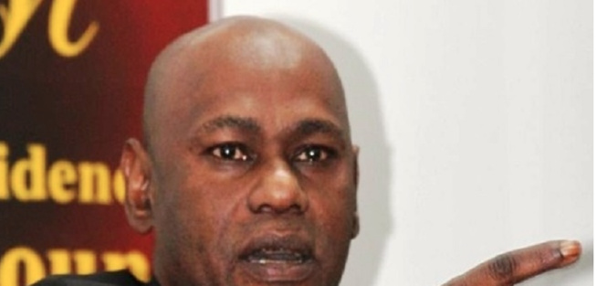 Video-Yakham MBAYE flingue Youssou Touré: “C’est un maître-chanteur, Marième FAYE SALL lui a….” Video-Yakham MBAYE flingue Youssou Touré: “C’est un maître-chanteur, Marième FAYE SALL lui a….”