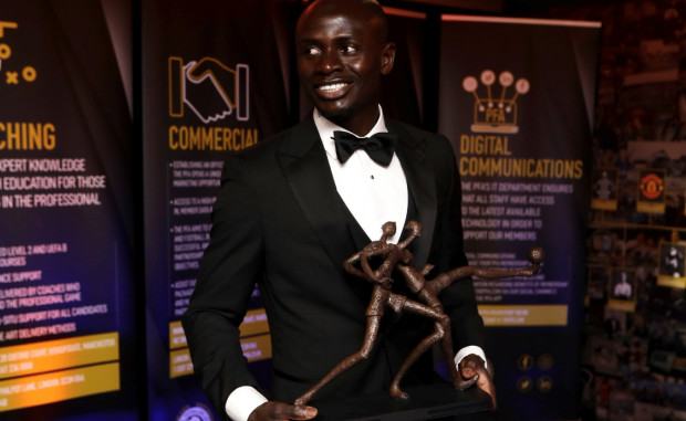 Sadio Mané reçoit une nouvelle distinction individuelle (Photos)