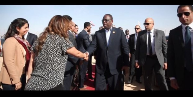 Vidéo inédite : Visite du Président Macky Sall au Parc solaire de Benban en Egypte Vidéo inédite : Visite du Président Macky Sall au Parc solaire de Benban en Egypte
