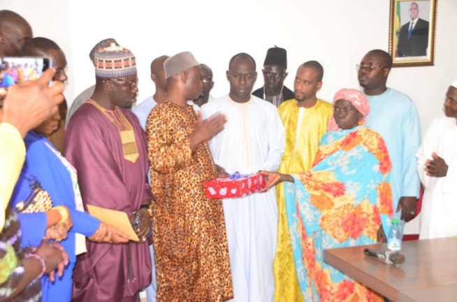 SARGAL ALIOU SALL: En images la regie de la mairie de la ville de Guédiawaye rend hommage à leur mentor.