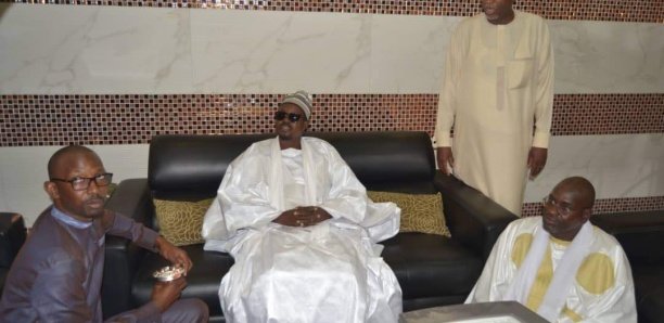 Vidéo-Urgent : Déclaration de Serigne Bass Abdou Khadre à Massalikoul Djinane après la prière Vidéo-Urgent : Déclaration de Serigne Bass Abdou Khadre à Massalikoul Djinane après la prière