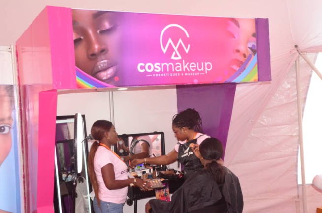 FOIRE  VIDEO/ FIDAK 2019 - Découvrez les toutes dernières gammes de maquillages et accessoires au Stand COSMEKEUP. VISITEZ LEUR STAND DANS LE DOME DU CICES