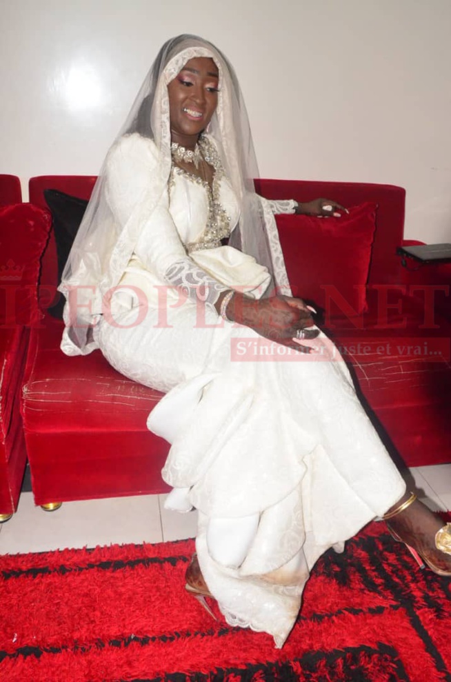 EXCLUSI: Les images du mariage de l'auteur de "NAMONALEN",Pendo Guissé allias Yama ex animatrice de la Sentv.