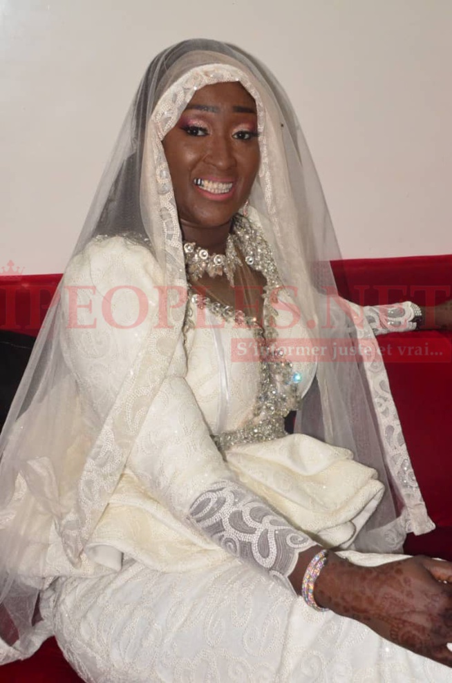 EXCLUSI: Les images du mariage de l'auteur de "NAMONALEN",Pendo Guissé allias Yama ex animatrice de la Sentv.