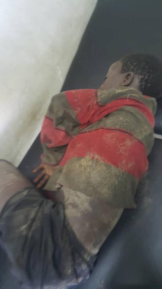 Photos: Un talibé retrouvé inanimé, les sapeurs-pompiers refusent de le prendre en charge Photos: Un talibé retrouvé inanimé, les sapeurs-pompiers refusent de le prendre en charge