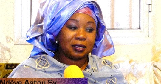Révélation de Sokhna Astou Sy Al Amine: Macky veut écarter les tarikha…(vidéo) Révélation de Sokhna Astou Sy Al Amine: Macky veut écarter les tarikha…(vidéo)