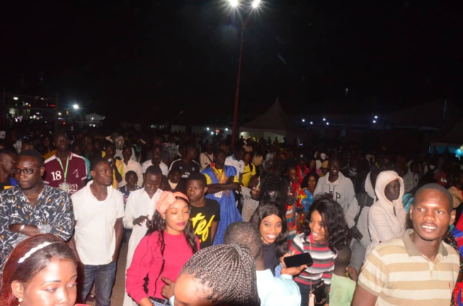 28 eme FIDAK: L'héritage de feu Ndiouga Dieng, Sabel et Pama Dieng enflamment la foire de Dakar. 28 eme FIDAK: L'héritage de feu Ndiouga Dieng, Sabel et Pama Dieng enflamment la foire de Dakar.