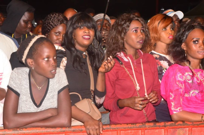 28 eme FIDAK: Vivez l'extraordinaire show du fils de NDiouga Dieng, Momo met le feu à la foire de Dakar