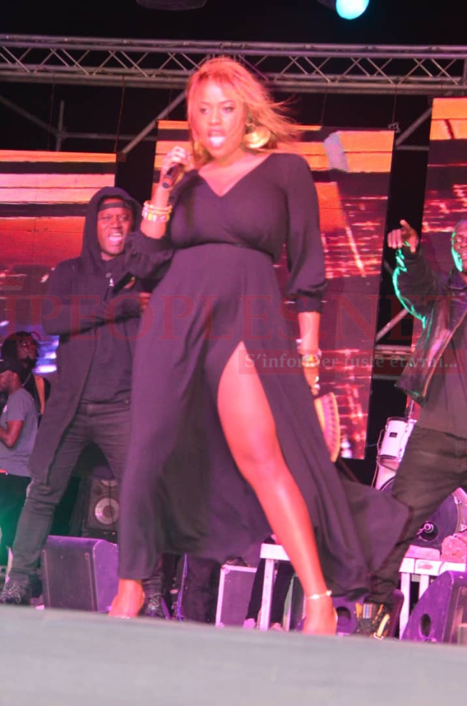 28emeFIDAK: L'artiste Biacha signe un retour explosif et illumine la foire de Dakar 28emeFIDAK: L'artiste Biacha signe un retour explosif et illumine la foire de Dakar